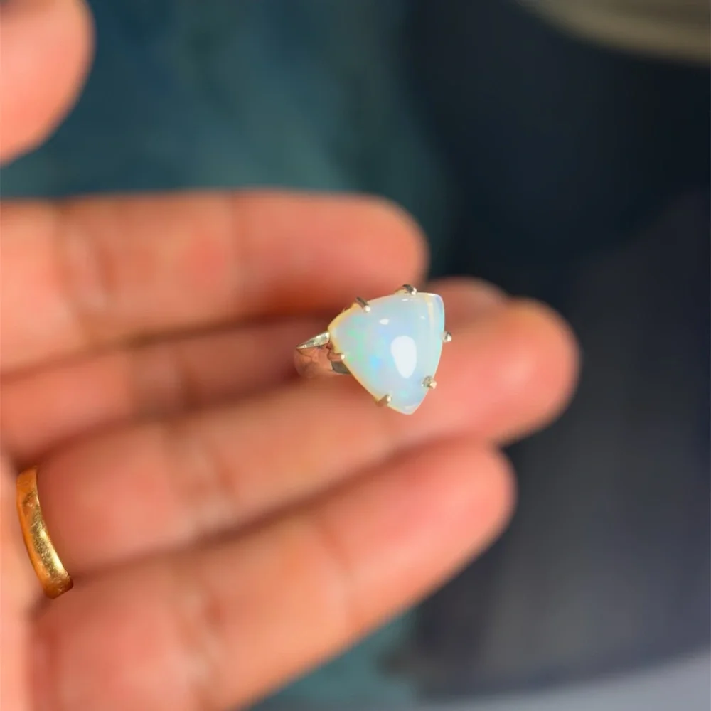 4.5 Carat Opal Ring in 925 Sterling Silver – Size 6.5